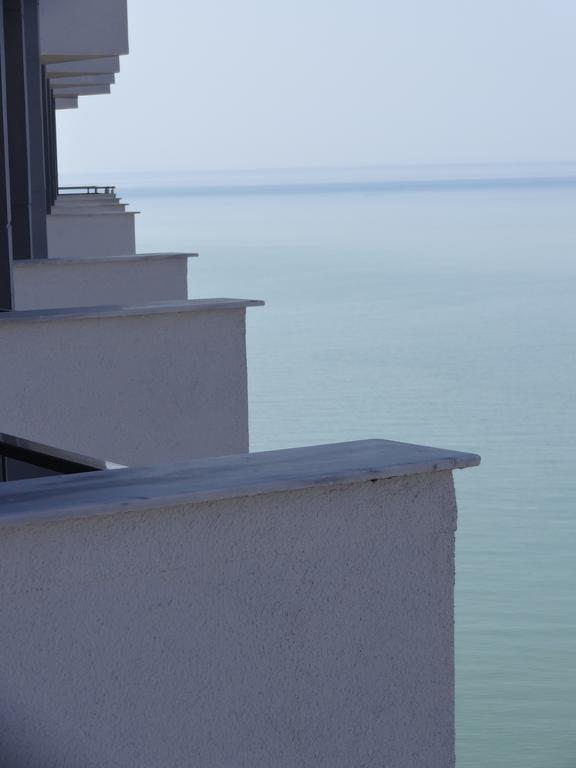 Apartment On Khimshiashvili Batumi Esterno foto