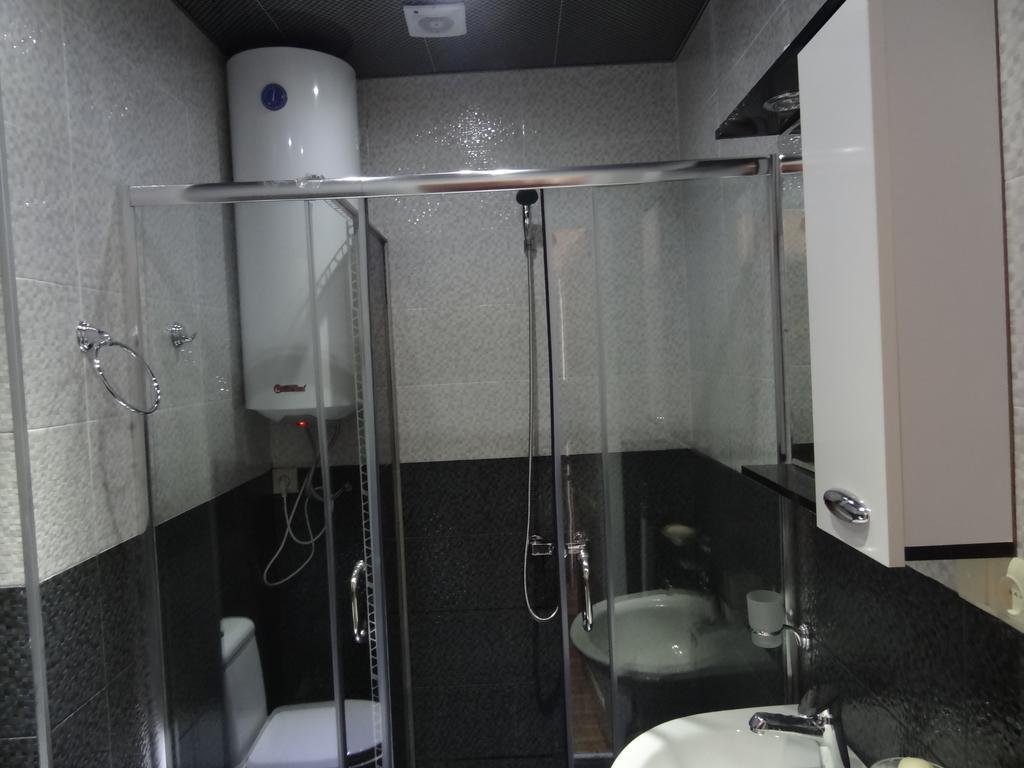 Apartment On Khimshiashvili Batumi Esterno foto