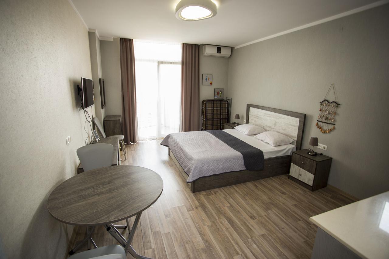 Apartment On Khimshiashvili Batumi Esterno foto