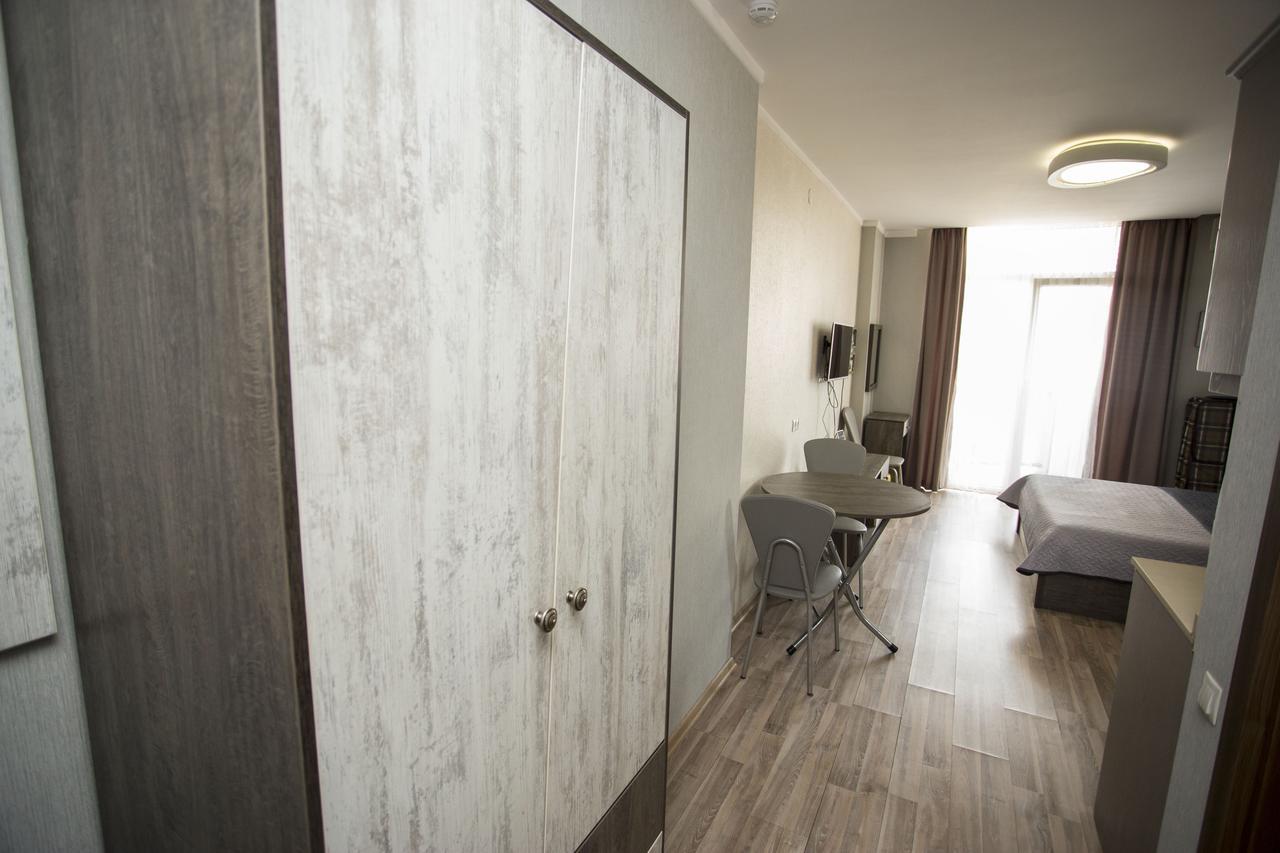 Apartment On Khimshiashvili Batumi Esterno foto