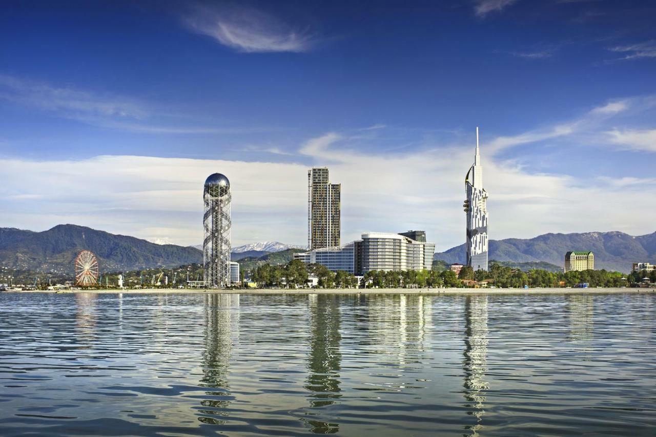 Apartment On Khimshiashvili Batumi Esterno foto